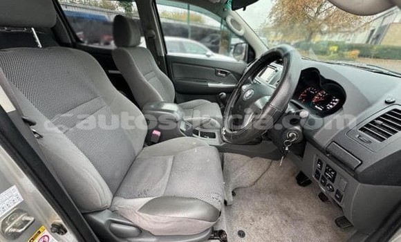Buy Used Toyota Hilux Other Car in Import - Dubai in Anse-la-Raye Buy Used Toyota Hilux Other Car in Import - Dubai in Anse-la-Raye