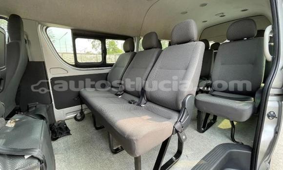 Buy Used Toyota Hiace Silver Car in Import - Dubai in Anse-la-Raye Buy Used Toyota Hiace Silver Car in Import - Dubai in Anse-la-Raye