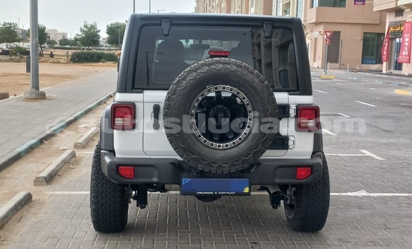 Buy Used Jeep Wrangler White Car in Castries in Castries Buy Used Jeep Wrangler White Car in Castries in Castries