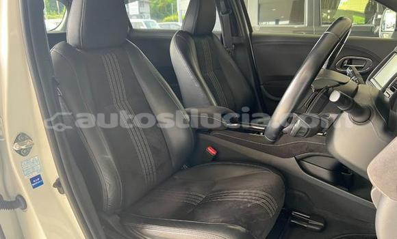 Buy Used Honda Vezel White Car in Castries in Castries Buy Used Honda Vezel White Car in Castries in Castries