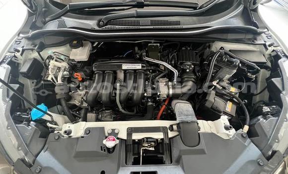 Buy Used Honda Vezel White Car in Castries in Castries Buy Used Honda Vezel White Car in Castries in Castries