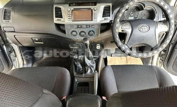 Buy Used Toyota Hilux Silver Car in Canaries in Canaries Buy Used Toyota Hilux Silver Car in Canaries in Canaries