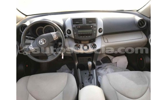 Buy Import Toyota HiAce White Truck in Import - Dubai in Anse-la-Raye Buy Import Toyota HiAce White Truck in Import - Dubai in Anse-la-Raye