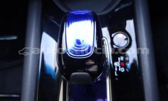 Acheter Occasion Voiture Honda Vezel Blanc à Castries, Castries Acheter Occasion Voiture Honda Vezel Blanc à Castries, Castries