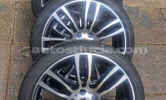 Acheter BMW rims and tires à Castries, Castries Acheter BMW rims and tires à Castries, Castries