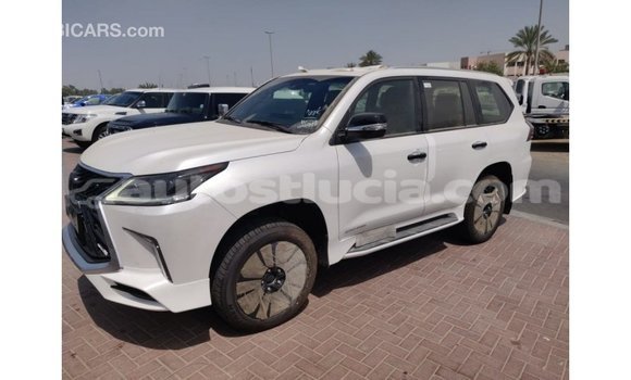 Acheter Import Voiture Lexus LX Blanc à Import - Dubai, Anse-la-Raye Acheter Import Voiture Lexus LX Blanc à Import - Dubai, Anse-la-Raye