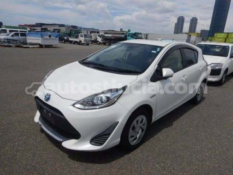 Big with watermark toyota aqua choiseul choiseul 4284