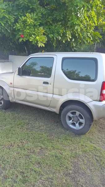 Big with watermark suzuki every castries choc 4297