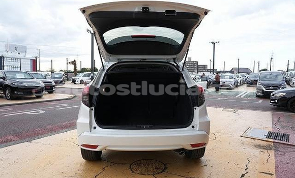 Buy Import Honda Vezel White Car in Castries in Castries Buy Import Honda Vezel White Car in Castries in Castries