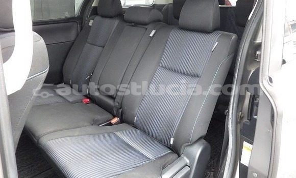 Acheter Import Voiture Toyota Voxy Gris à Castries, Castries Acheter Import Voiture Toyota Voxy Gris à Castries, Castries