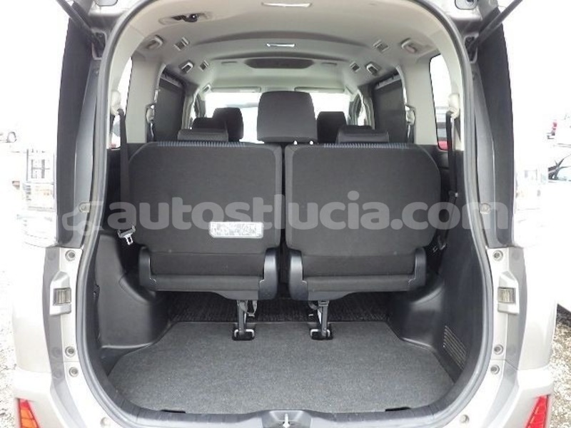 Big with watermark toyota voxy castries castries 4305