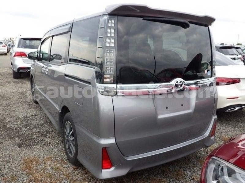 Big with watermark toyota voxy castries castries 4305