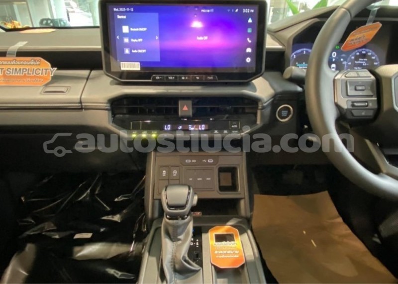 Big with watermark toyota hilux castries castries 4307