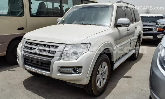 Buy Import Mitsubishi Pajero White Car in Import - Dubai in Anse-la-Raye Buy Import Mitsubishi Pajero White Car in Import - Dubai in Anse-la-Raye
