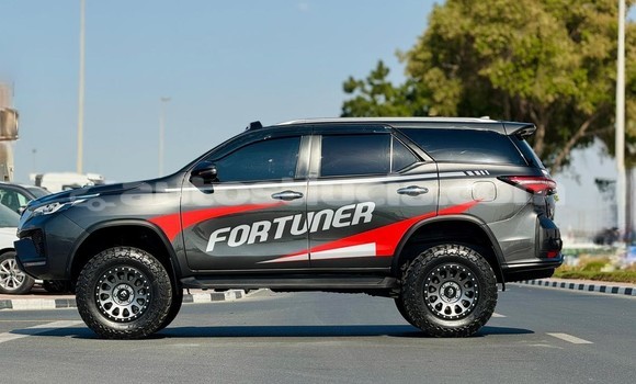 Buy Import Toyota Fortuner Other Car in Import - Dubai in Anse-la-Raye Buy Import Toyota Fortuner Other Car in Import - Dubai in Anse-la-Raye