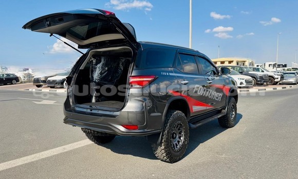 Buy Import Toyota Fortuner Other Car in Import - Dubai in Anse-la-Raye Buy Import Toyota Fortuner Other Car in Import - Dubai in Anse-la-Raye