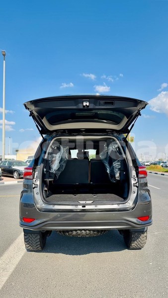 Big with watermark toyota fortuner anse la raye import dubai 4311