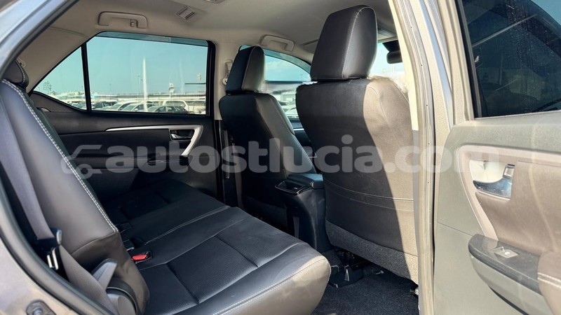 Big with watermark toyota fortuner anse la raye import dubai 4311