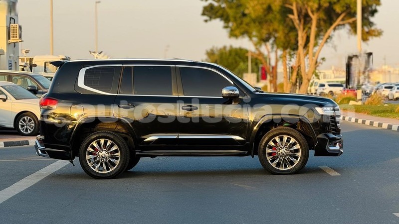 Big with watermark toyota land cruiser anse la raye import dubai 4315