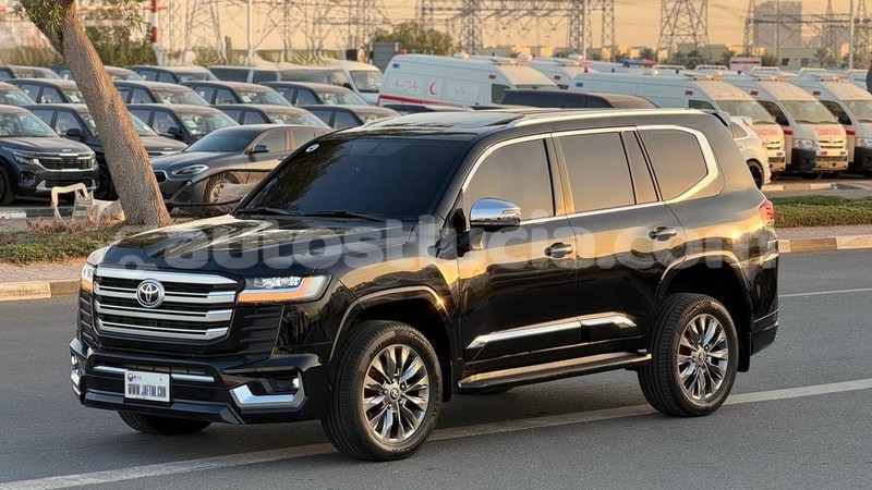 Big with watermark toyota land cruiser anse la raye import dubai 4315