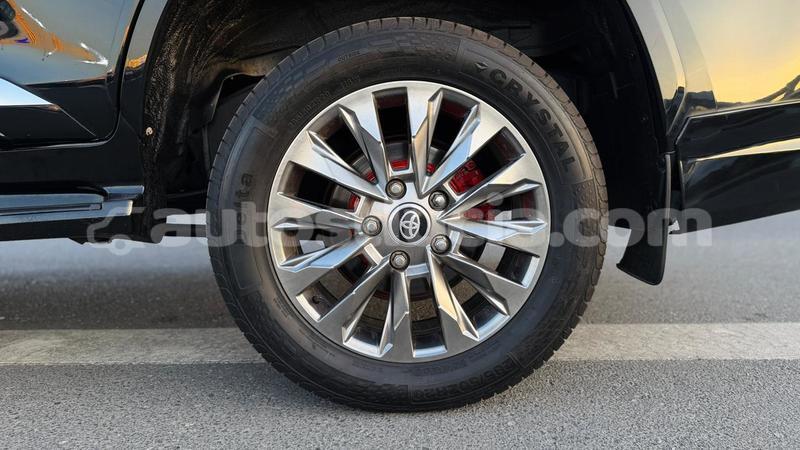 Big with watermark toyota land cruiser anse la raye import dubai 4315