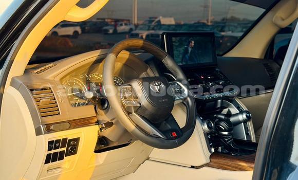 Buy Import Toyota Land Cruiser Black Car in Import - Dubai in Anse-la-Raye Buy Import Toyota Land Cruiser Black Car in Import - Dubai in Anse-la-Raye