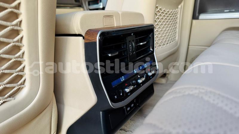 Big with watermark toyota land cruiser anse la raye import dubai 4315