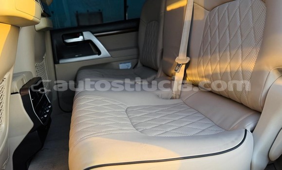 Buy Import Toyota Land Cruiser Black Car in Import - Dubai in Anse-la-Raye Buy Import Toyota Land Cruiser Black Car in Import - Dubai in Anse-la-Raye