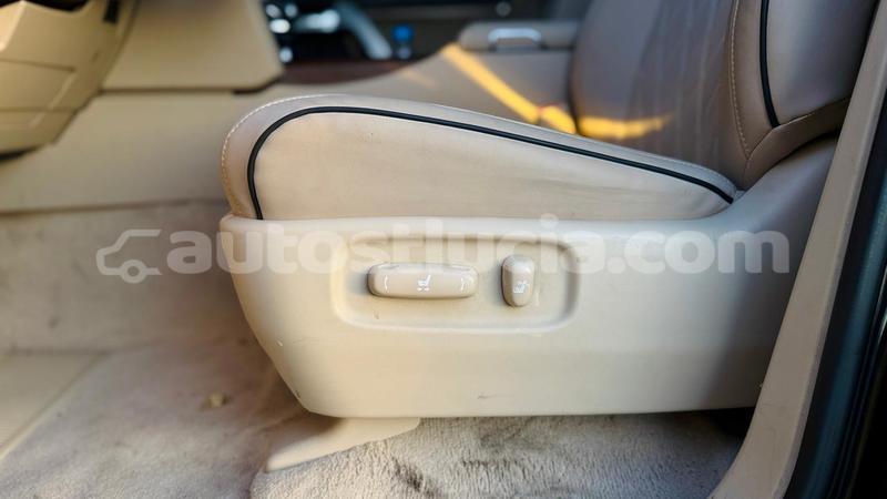 Big with watermark toyota land cruiser anse la raye import dubai 4315