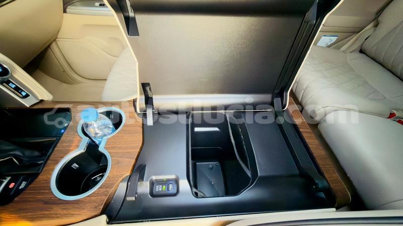 Big with watermark toyota land cruiser anse la raye import dubai 4315