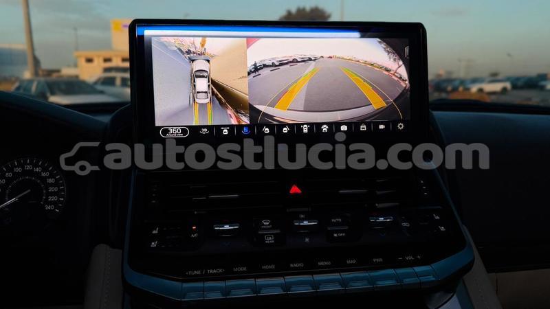 Big with watermark toyota land cruiser anse la raye import dubai 4315