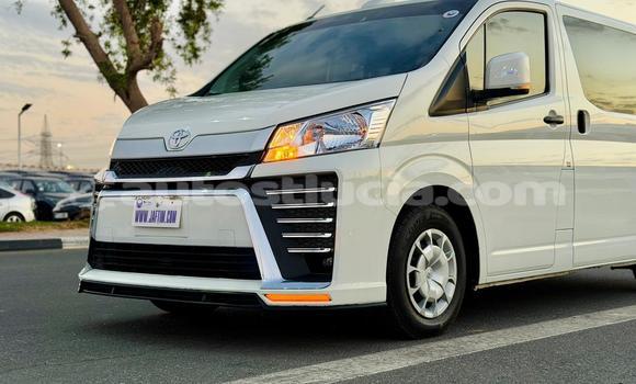 Buy Import Toyota Hiace White Car in Import - Dubai in Anse-la-Raye Buy Import Toyota Hiace White Car in Import - Dubai in Anse-la-Raye