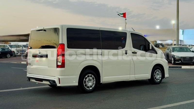 Big with watermark toyota hiace anse la raye import dubai 4316