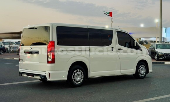 Buy Import Toyota Hiace White Car in Import - Dubai in Anse-la-Raye Buy Import Toyota Hiace White Car in Import - Dubai in Anse-la-Raye