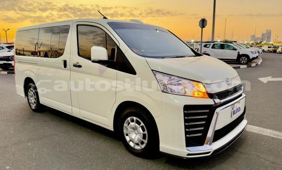 Buy Import Toyota Hiace White Car in Import - Dubai in Anse-la-Raye Buy Import Toyota Hiace White Car in Import - Dubai in Anse-la-Raye