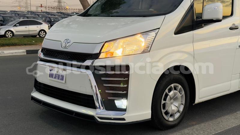 Big with watermark toyota hiace anse la raye import dubai 4316