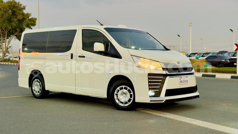 Big with watermark toyota hiace anse la raye import dubai 4316