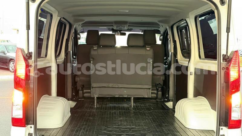 Big with watermark toyota hiace anse la raye import dubai 4316