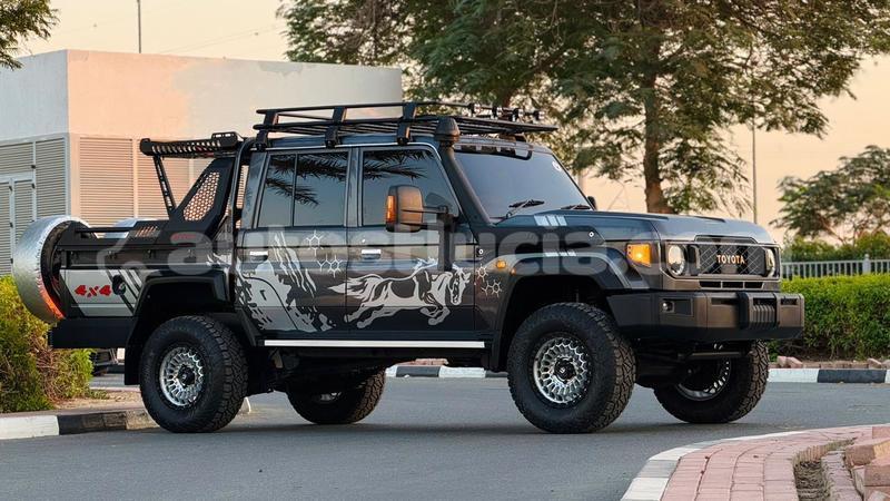 Big with watermark toyota land cruiser anse la raye import dubai 4317