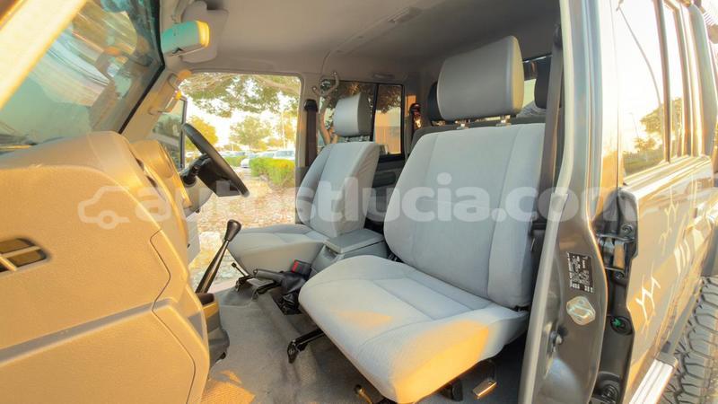 Big with watermark toyota land cruiser anse la raye import dubai 4317