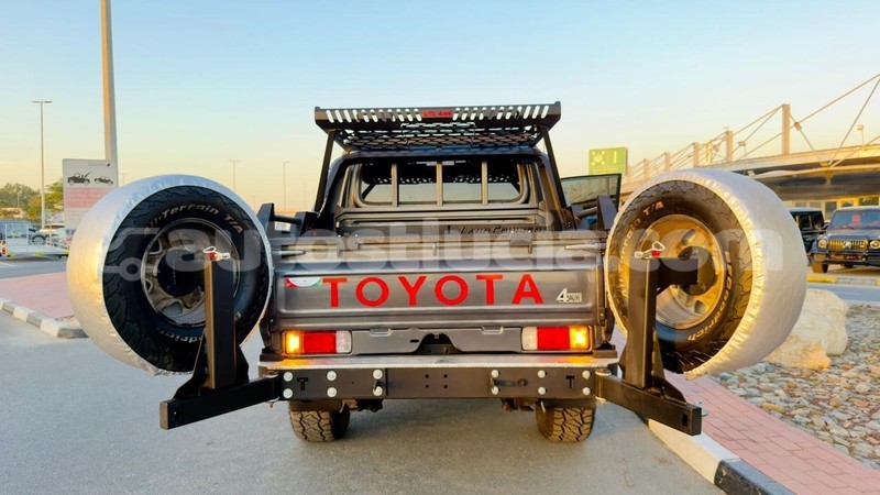 Big with watermark toyota land cruiser anse la raye import dubai 4317