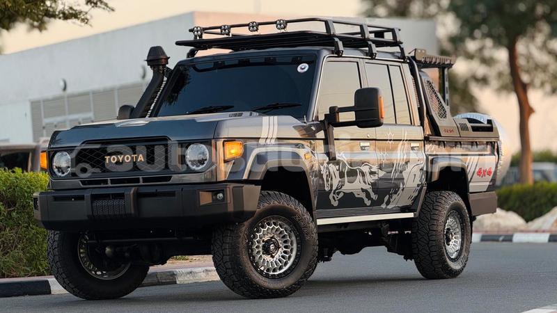 Big with watermark toyota land cruiser anse la raye import dubai 4317