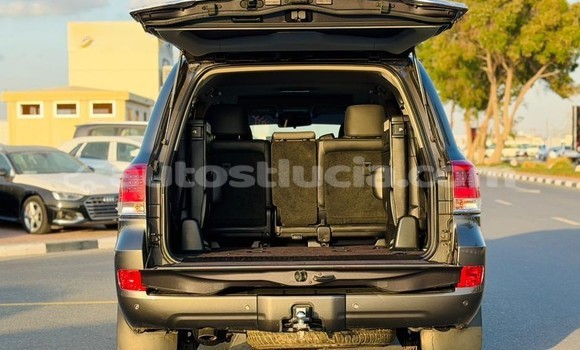 Buy Import Toyota Land Cruiser Other Car in Import - Dubai in Anse-la-Raye Buy Import Toyota Land Cruiser Other Car in Import - Dubai in Anse-la-Raye