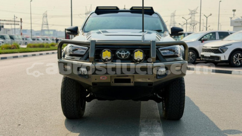 Big with watermark toyota hiluxe revo anse la raye import dubai 4323