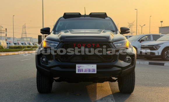 Buy Import Toyota Hilux Black Car in Import - Dubai in Anse-la-Raye