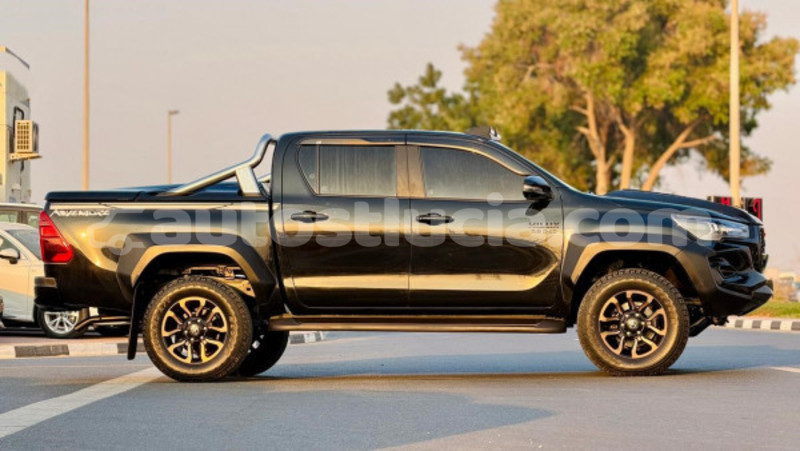 Big with watermark toyota hilux anse la raye import dubai 4324