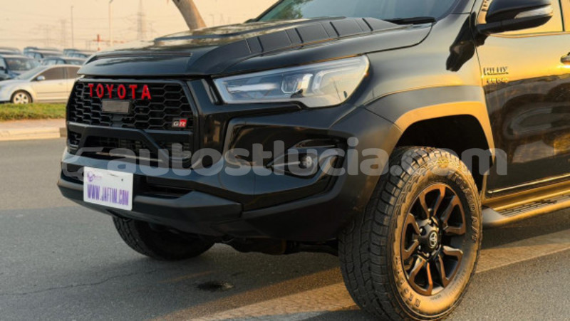 Big with watermark toyota hilux anse la raye import dubai 4324