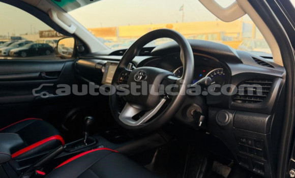 Buy Import Toyota Hilux Black Car in Import - Dubai in Anse-la-Raye Buy Import Toyota Hilux Black Car in Import - Dubai in Anse-la-Raye