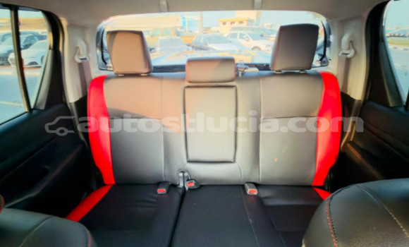 Buy Import Toyota Hilux Black Car in Import - Dubai in Anse-la-Raye Buy Import Toyota Hilux Black Car in Import - Dubai in Anse-la-Raye