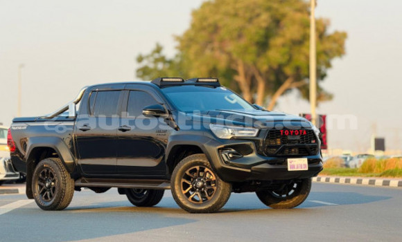 Buy Import Toyota Hilux Black Car in Import - Dubai in Anse-la-Raye Buy Import Toyota Hilux Black Car in Import - Dubai in Anse-la-Raye